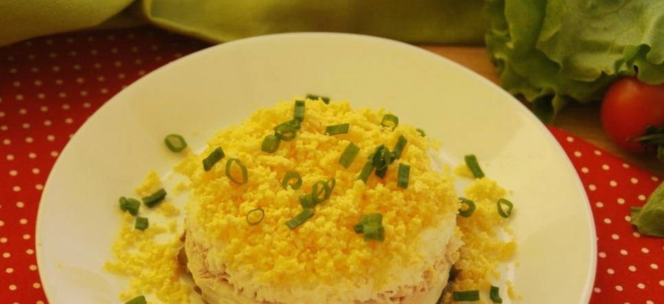 Салат «Мужской каприз» с курицей и грибами