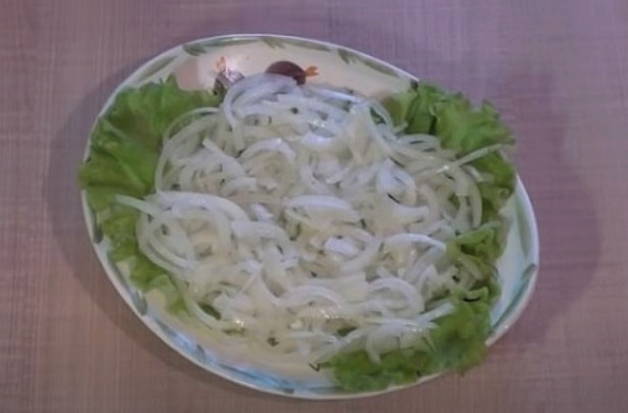 Салат «Мужской каприз» с курицей Салат «Мужской каприз» с курицей