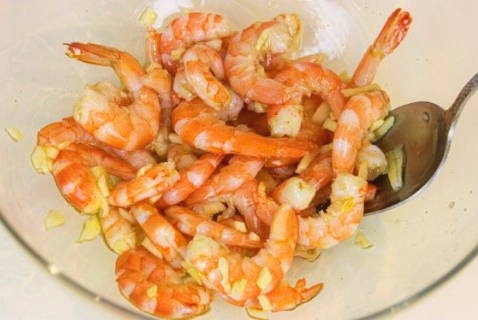 Диетический салат с креветками