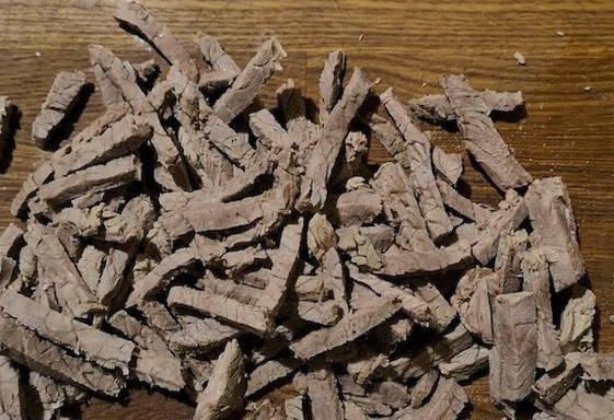 Грузинский салат с грецкими орехами, фасолью и болгарским перцем