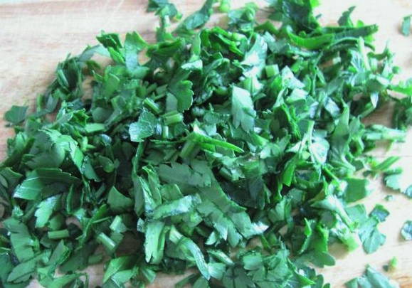 Грузинский салат с грецкими орехами и фасолью