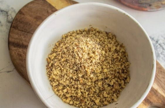 Грузинский салат с грецкими орехами и баклажанами