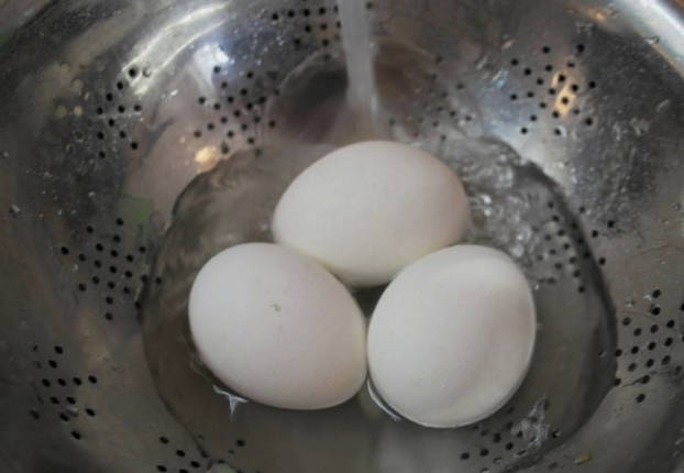 Салат «Грибная поляна» с опятами и курицей