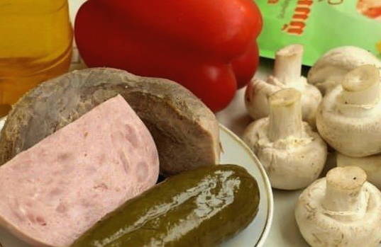 Салат «Дамский каприз» с языком