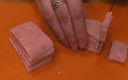 Салат «Дамский каприз» с черносливом