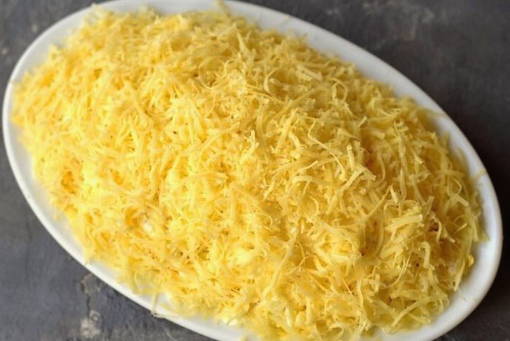 Салат «Женский каприз» с курицей