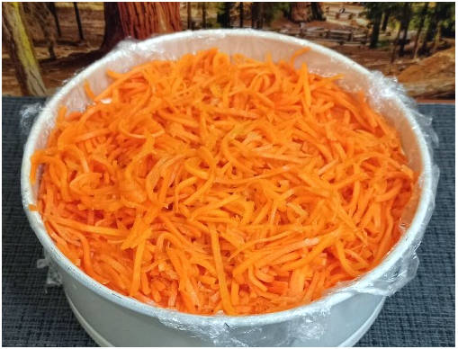 Салат «Грибная поляна» с корейской морковкой