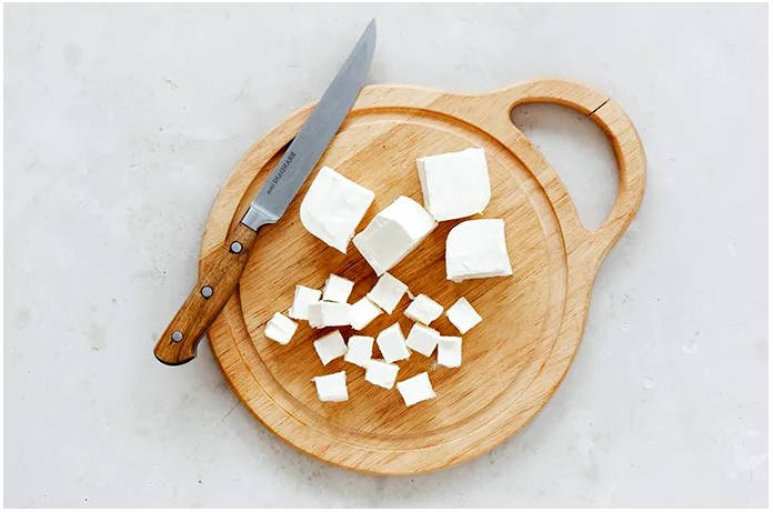 Греческий салат с красным луком