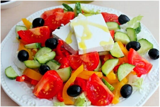 Греческий салат с капустой