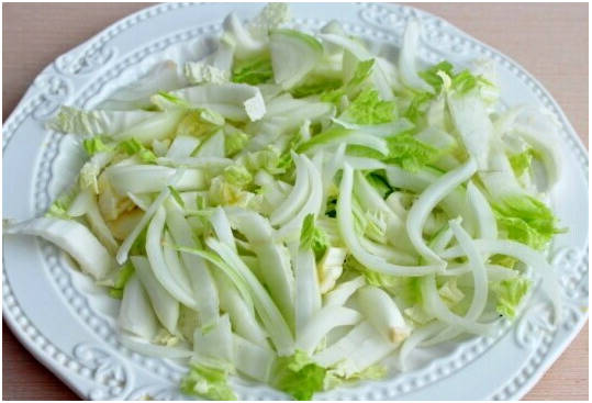 Греческий салат с капустой