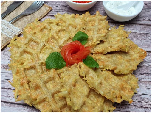 Картофельно-сырные вафли в вафельнице