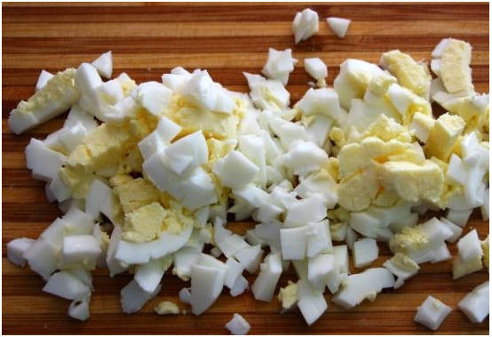 Классический салат «Грибная поляна» с шампиньонами