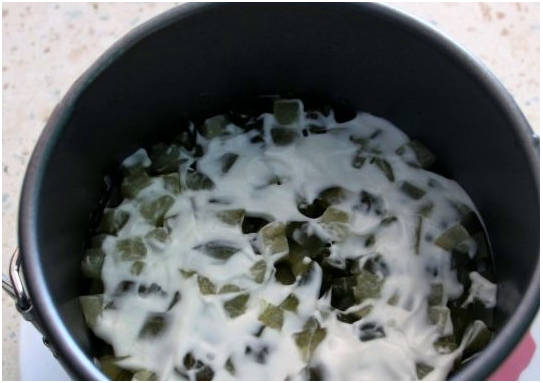 Классический салат «Грибная поляна» с шампиньонами