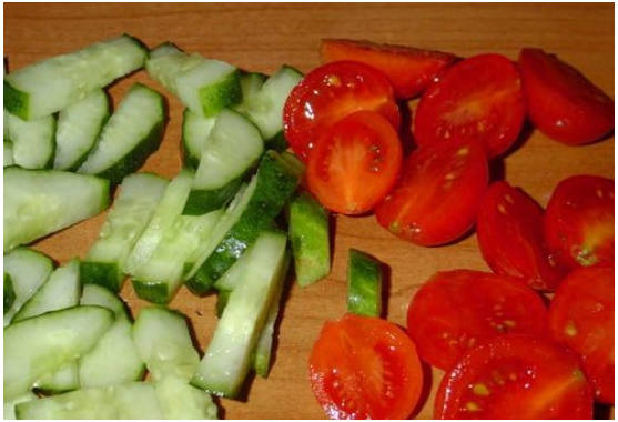 Греческий салат с орехами Греческий салат с орехами