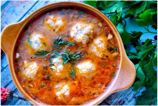 Суп с фрикадельками и квашеной капустой