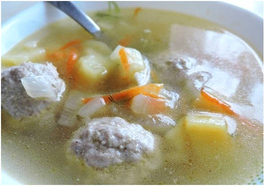 Диетический суп с фрикадельками из куриного фарша