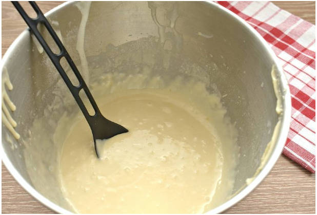 Хрустящие вафли на сливочном масле в вафельнице