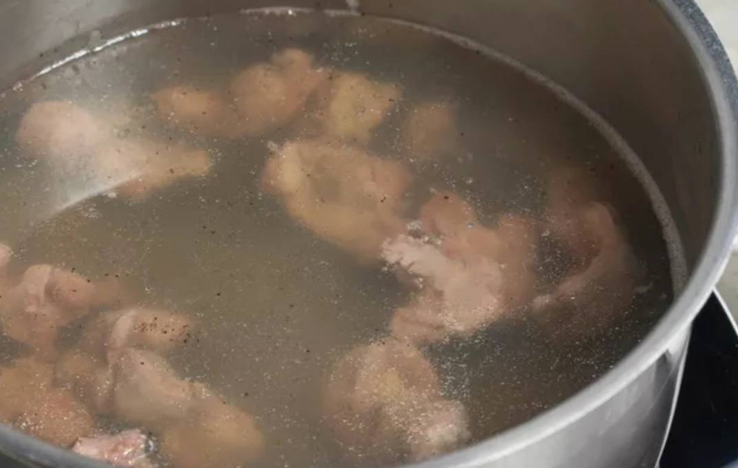 Куриные желудки с картошкой