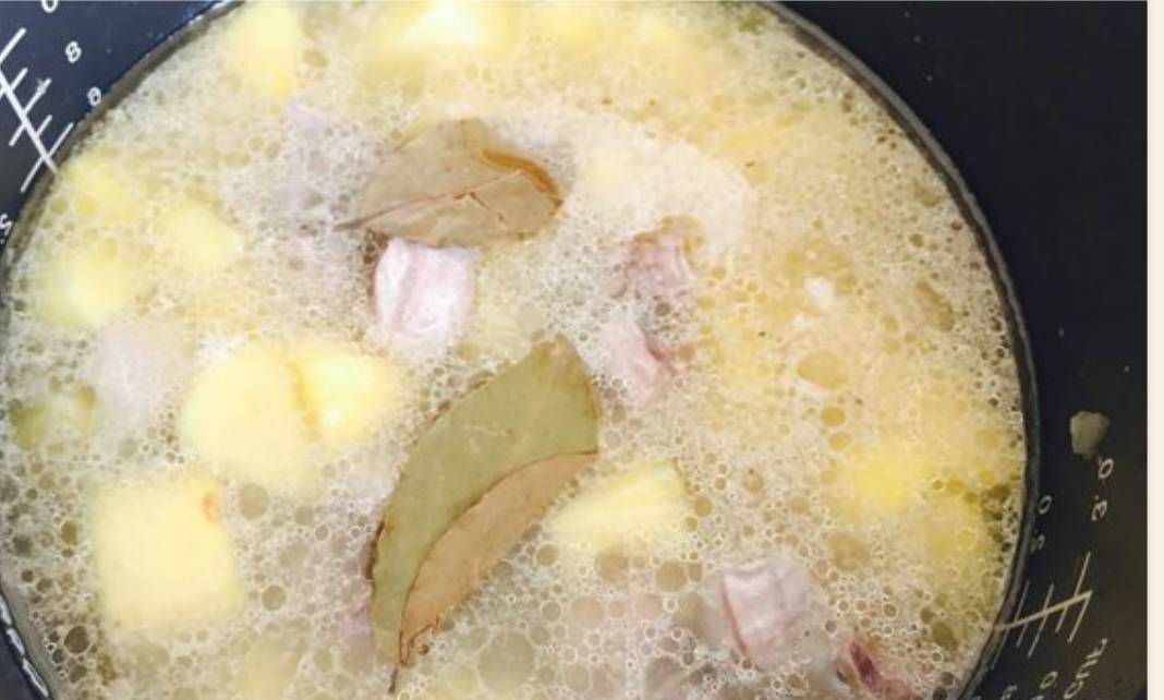 Куриные желудки с картошкой в мультиварке