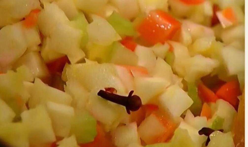Куриные желудки с гречкой