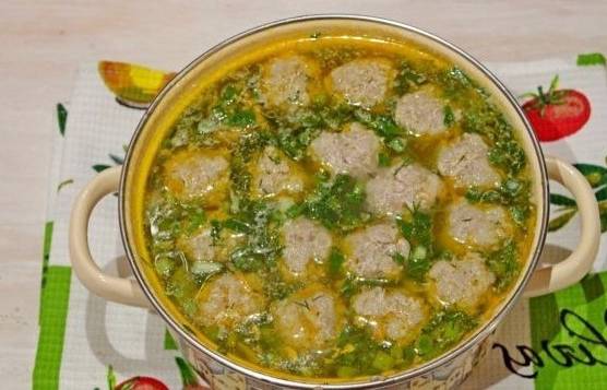 Суп с фрикадельками, лапшой и картошкой