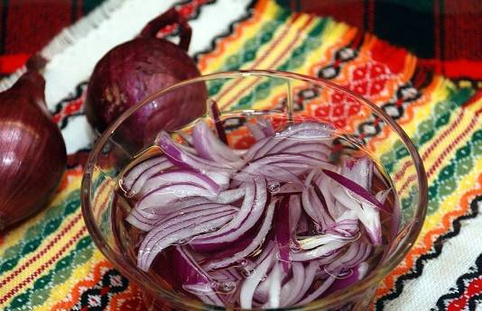 Грузинский салат с красной фасолью