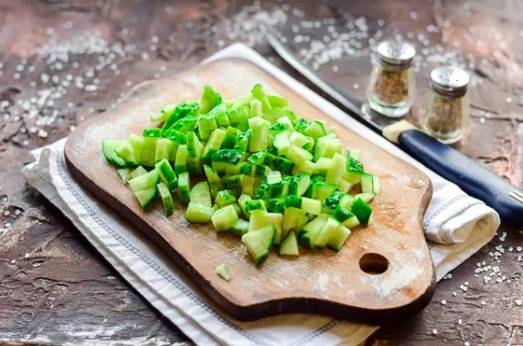 Диетический салат с курицей
