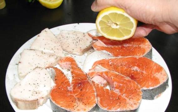 Форель с картошкой и сыром в духовке