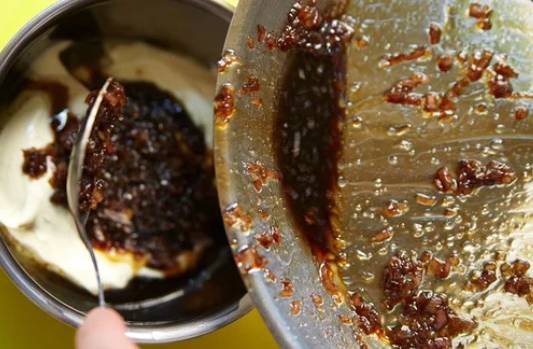 Зеленый салат с куриной печенью