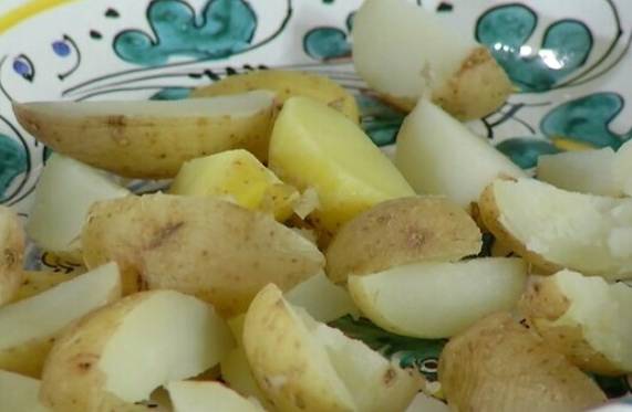 Картофельный салат с яйцом