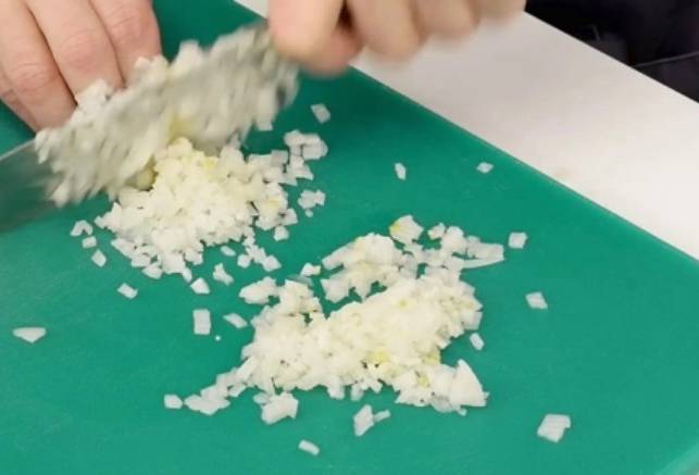 Суп с рыбными консервами и пшеном