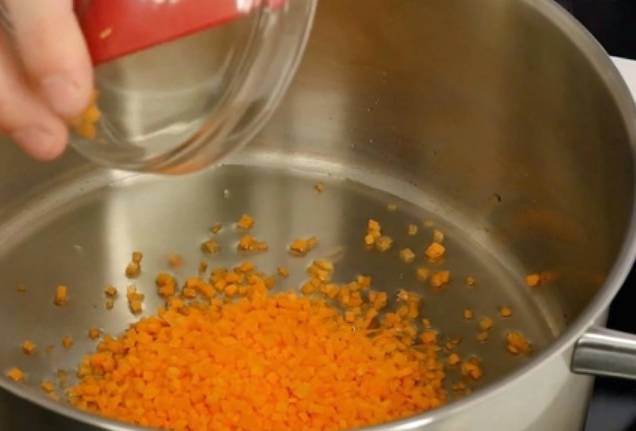 Суп с рыбными консервами и пшеном