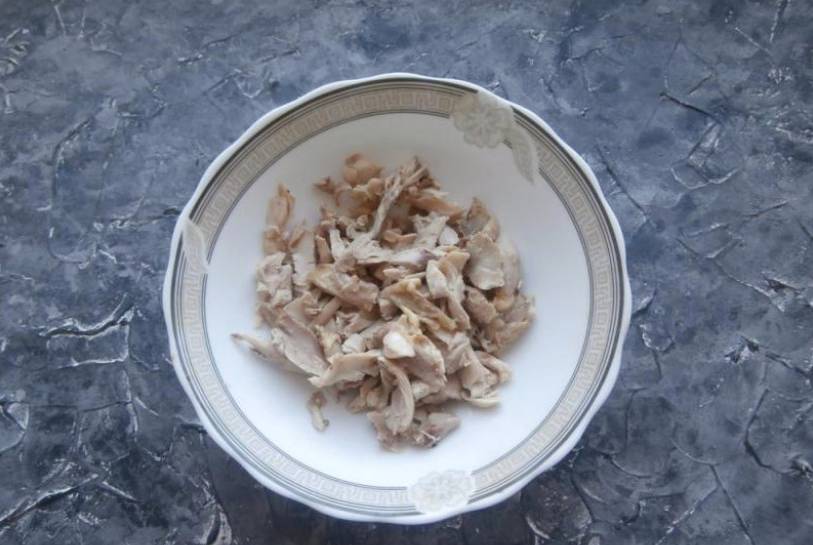 Куриный суп с плавленым сыром и вермишелью