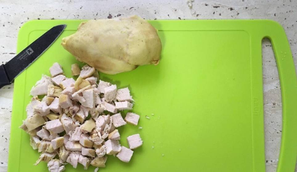 ПП салат с отварной грудкой