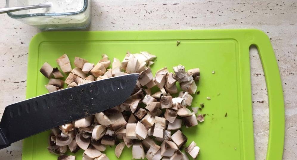 ПП салат с отварной грудкой