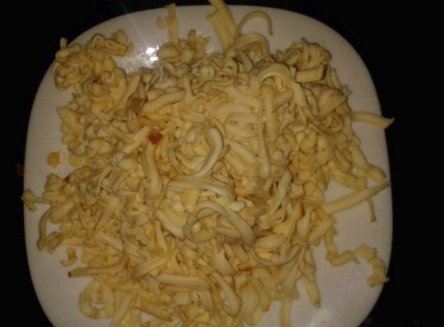 Суп с брокколи, курицей и плавленым сыром