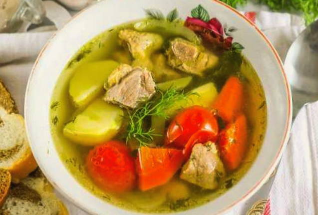 Шурпа из свинины в афганском казане