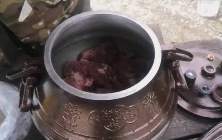 Шурпа из говядины в афганском казане