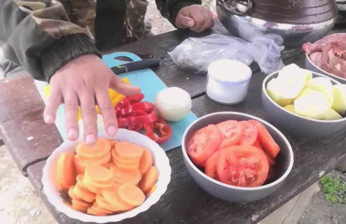 Шурпа из говядины в афганском казане