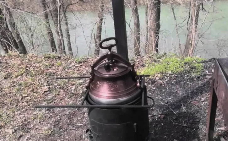 Шурпа из говядины в афганском казане