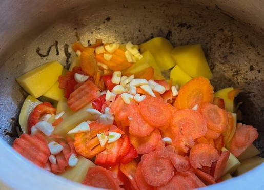 Говядина с картошкой в афганском казане
