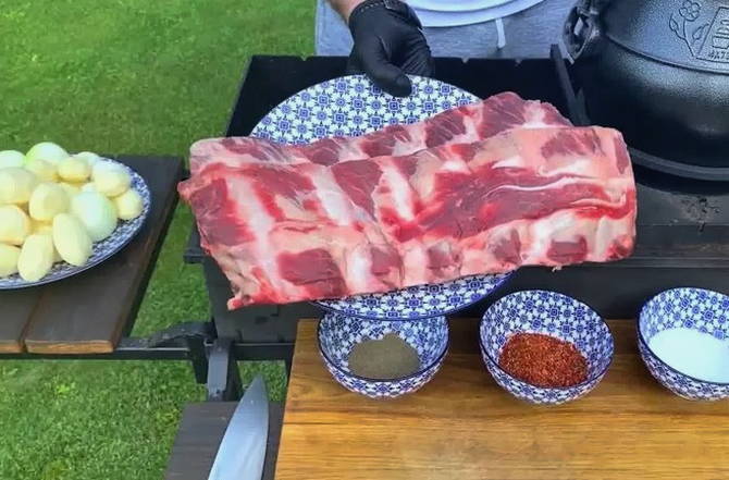 Говяжьи ребра в афганском казане