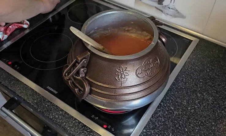 Солянка в афганском казане