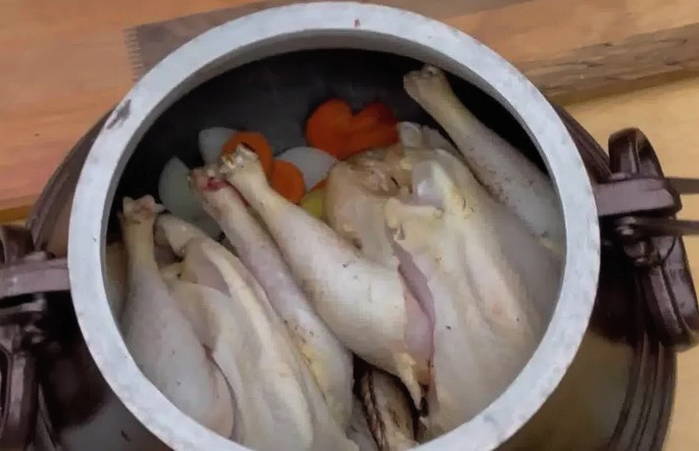 Курица в афганском казане