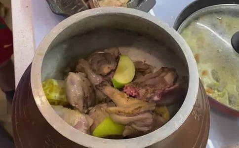 Утка в афганском казане
