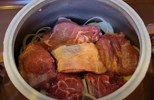 Мясо в афганском казане