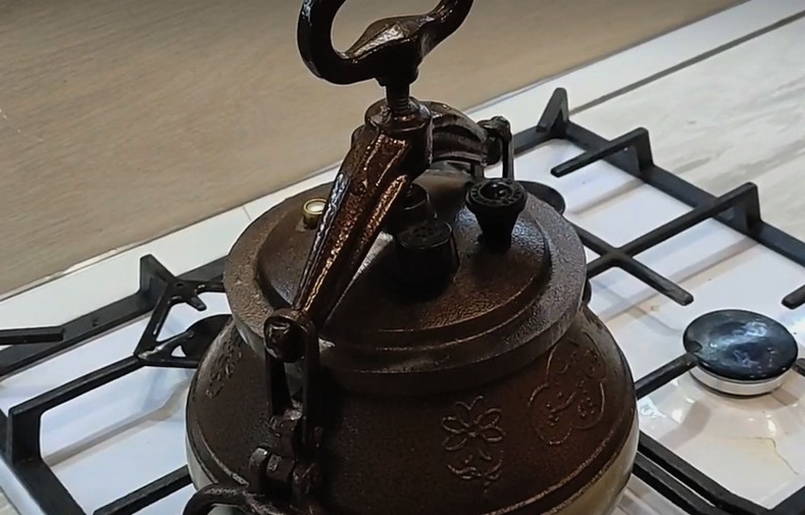 Борщ в афганском казане