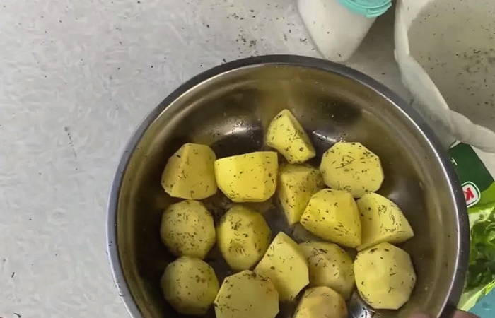 Рулька в афганском казане