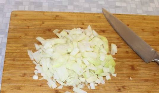 Мясо говядины с картошкой в горшочках в духовке