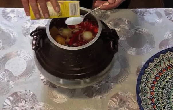Шурпа из баранины в афганском казане